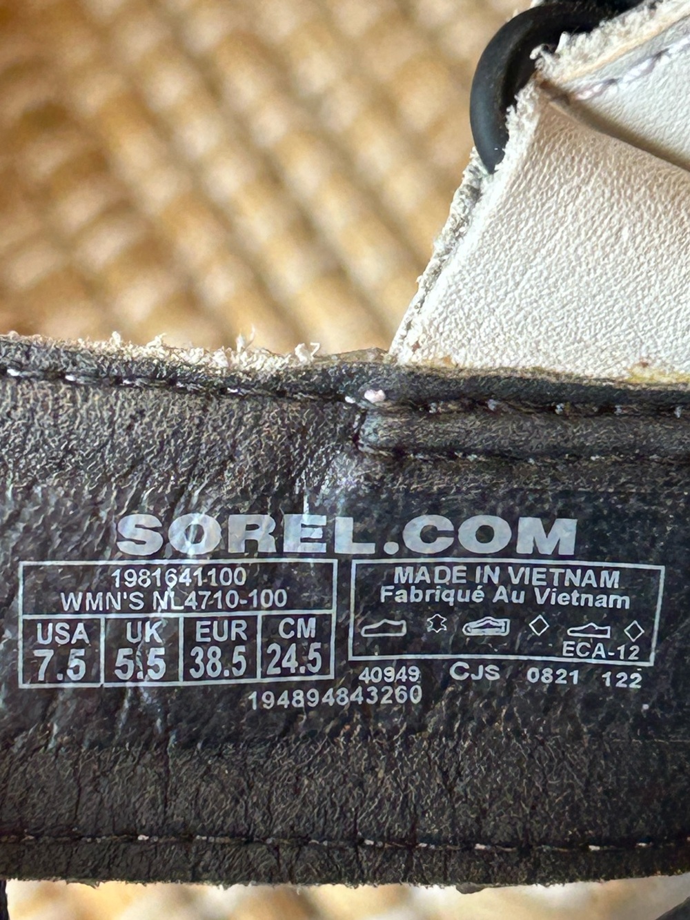SOREL s7.5 White Leather Lace-Up Sport Sandals-Look NEW! Secure slingback- - Picture 2 of 10